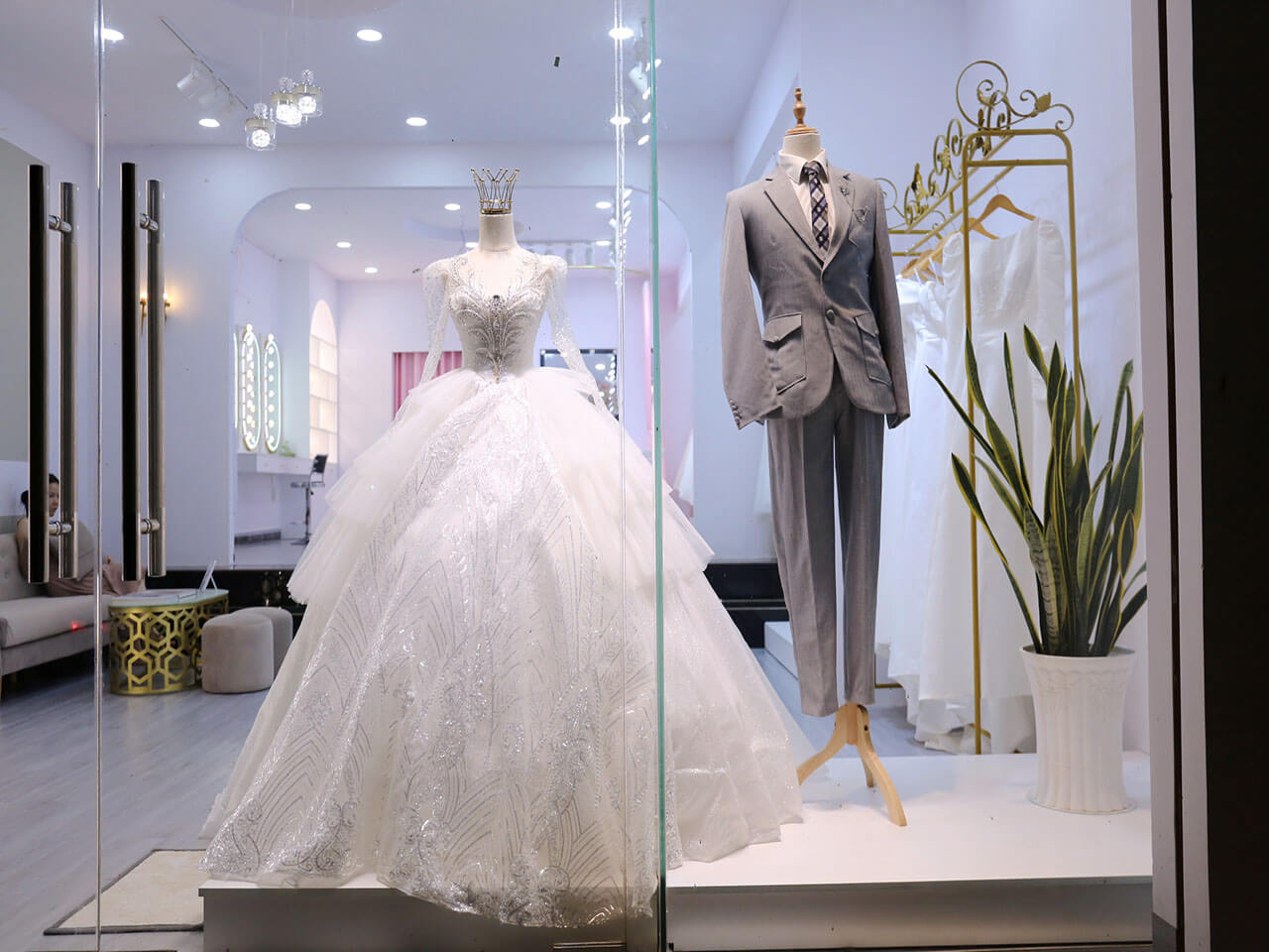 25 mẫu thiết kế showroom áo cưới chuyên nghiệp  xu hướng 2023